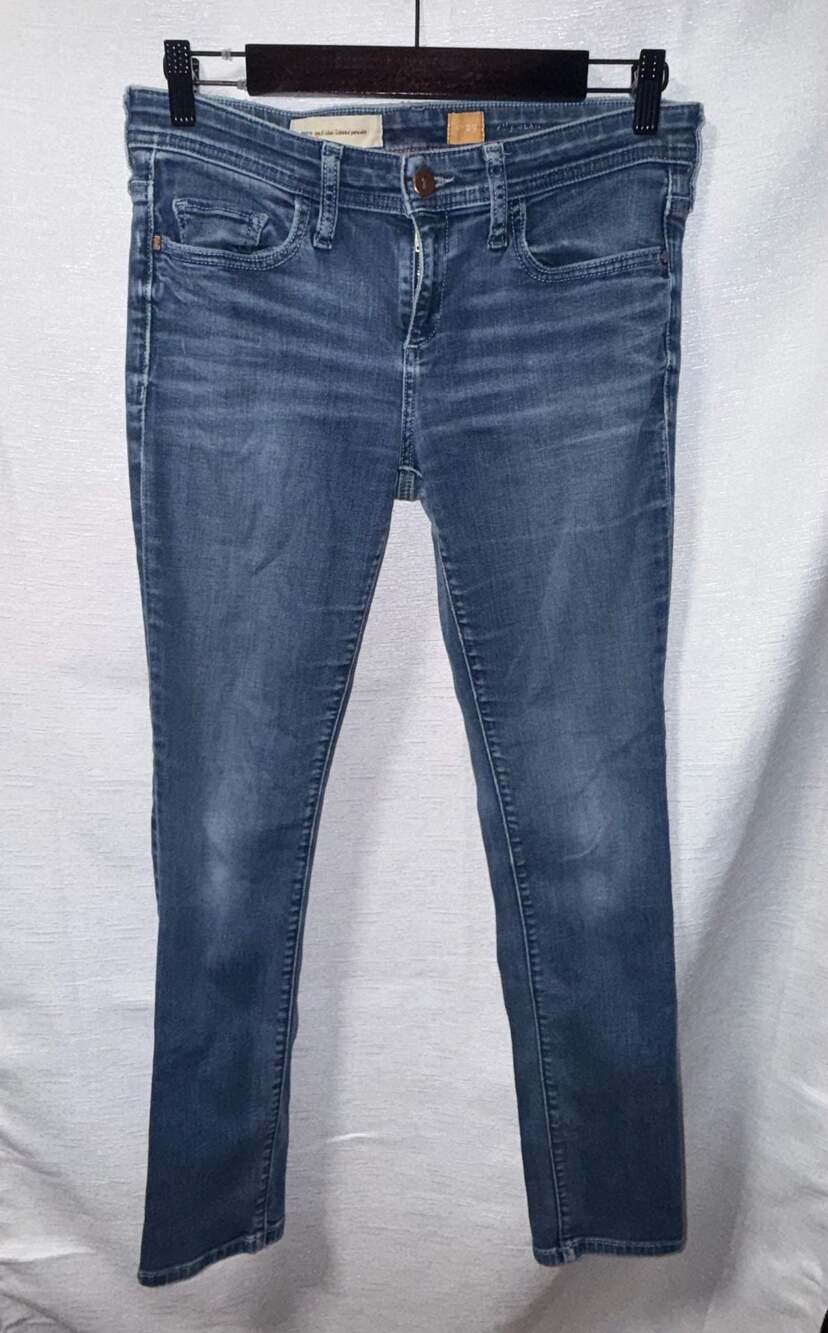 Pilcro and the Letterpress No. 29 Skinny Jeans
